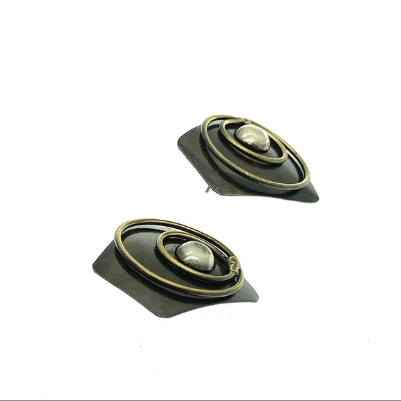 Modernist Geometric Trapezoid Earrings - Mixed Metals Textured Vintage Jewelry - Picture 5 of 12